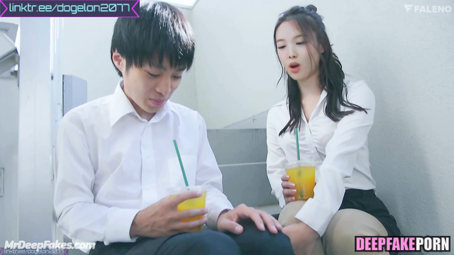 Romantic dinner ended in hot fuck - Nayeon ai scenes / トゥワイス ディープフェイクビデオ