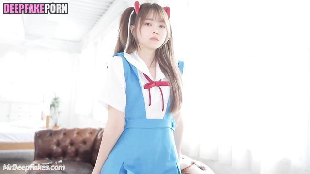 Fastest tongue / Nanase Nishino (西野七瀬 乃木坂46) enjoying oral sex, real fake