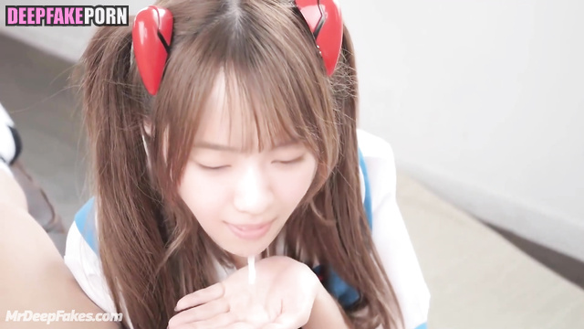 Fastest tongue / Nanase Nishino (西野七瀬 乃木坂46) enjoying oral sex, real fake