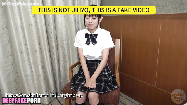 Dirty schoolgirl sucking cock so professional (トゥワイス セックステープ) Jihyo ai