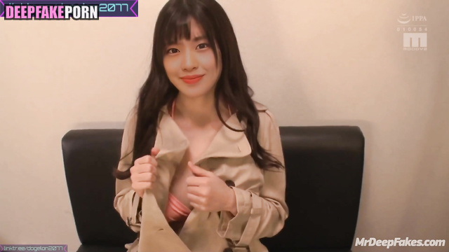 Guy used her fast hands / Yujin pov handjob / アイズワン ディープフェイクビデオ fakeapp