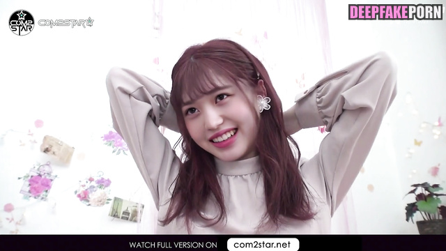 Friend touching her cute small tits, Wonyoung adult video / アイヴ セックスシーン