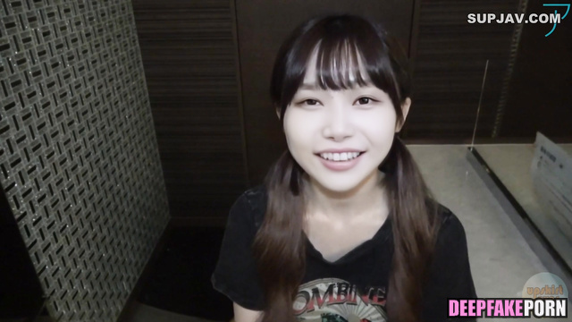 Curious teen sucking your cock / Solar 솔라 마마무 pov deepfake video [PREMIUM]