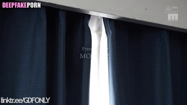 Lover fucked her between tits instead of cunni (IU A.I.) 아이유 섹스 장면 [PREMIUM]