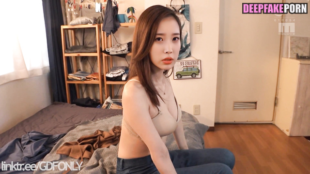 Lover fucked her between tits instead of cunni (IU A.I.) 아이유 섹스 장면 [PREMIUM]
