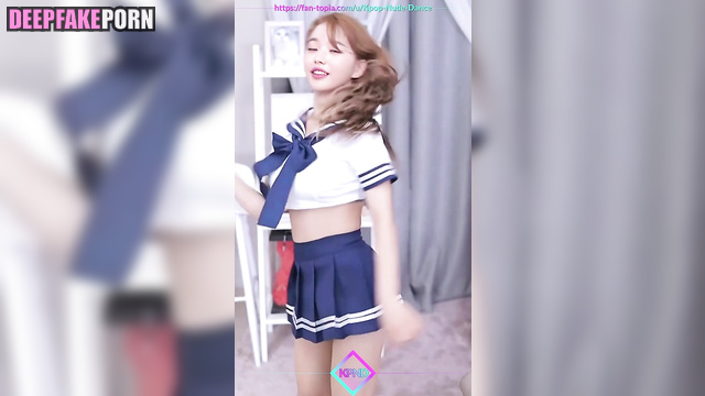 Funny dance for her bestie (Wonyoung solo deepfake video) アイヴ 本物の偽物 [PREMIUM]