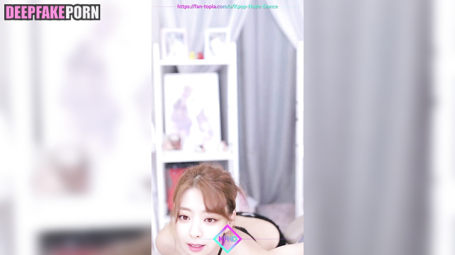 유나 있지 Yuna hot celebrity dance - babe adores having fun on webcam, ai [PREMIUM]