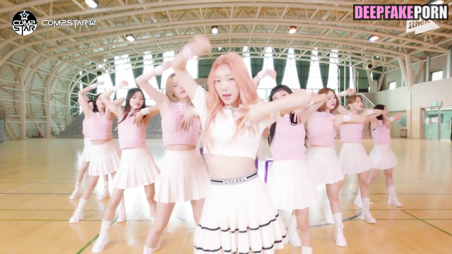 Sexy blonde Taeyeon (少女時代 ディープフェイクビデオ) having a good time / [PREMIUM]