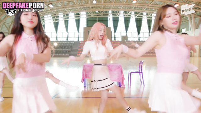 Sexy blonde Taeyeon (少女時代 ディープフェイクビデオ) having a good time / [PREMIUM]