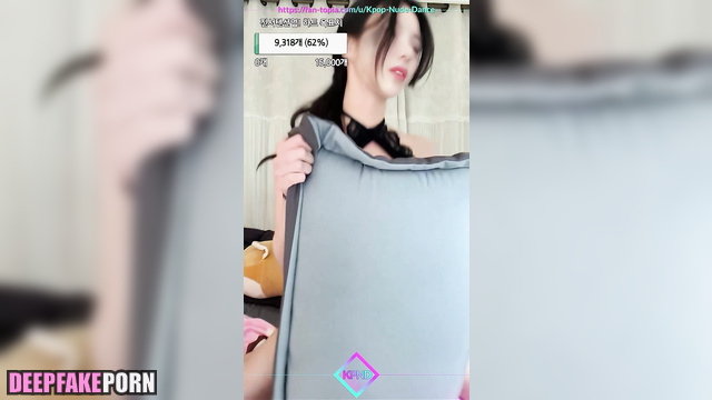 유나 있지 luxury whore Yuna showed you her big tasty tits - real fake [PREMIUM]