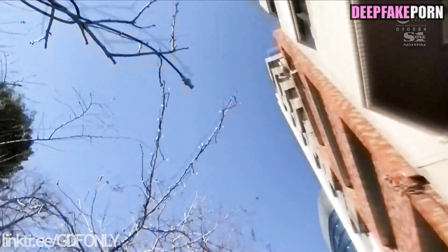 Fake IU (아이유 딥페이크 영상) enjoying awesome toes licking [PREMIUM]