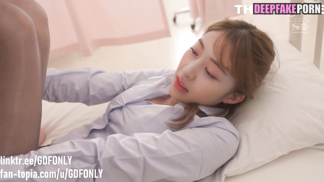 Boy cumed with her without penetration, ai ルセラフィム セレブのセックス Huh Yunjin [PREMIUM]