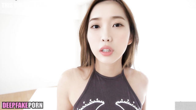 Sexy IU (아이유 딥페이크 영상) pleasing a partner by her magic foots - fakeapp [PREMIUM]