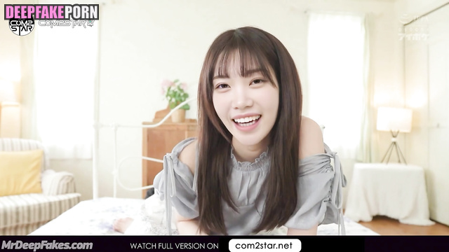 アイズワン セックスシーン pretty virgin Chaewon playing with your cock - real fake