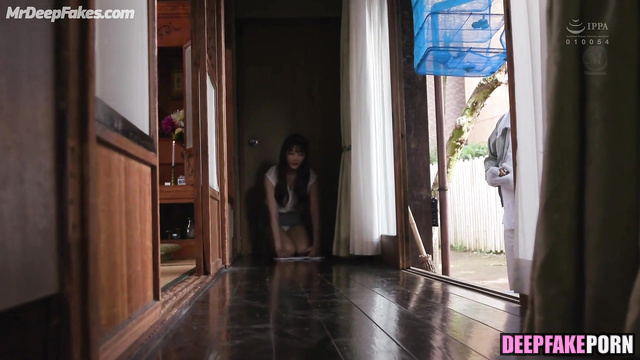 Dirty Nao Kosaka (小坂 菜緒 日向坂46) wanna fuck asian worker - real fake