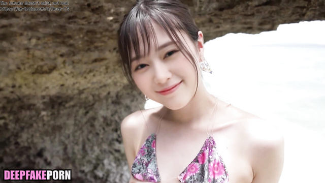 Naked korean babe waiting for you on the island (Minju) アイズワン 本物の偽物 [PREMIUM]