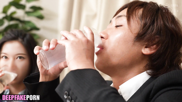 トゥワイス 本物の偽物 boss having fuck after beer (with her colleague) - ai Sana [PREMIUM]