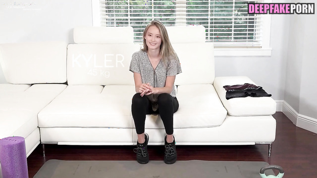 Her shaved pussy will drive anyone crazy - IU fake porn / 아이유 섹스 테이프 [PREMIUM]