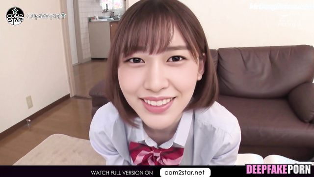 Schoolgirl playing with tongue her teacher / アイズワン 本物の偽物 Yujin fakeapp