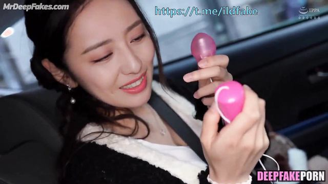 Fake Tong Liya almost agreed to play with a sex toy in your car 佟丽娅 真假