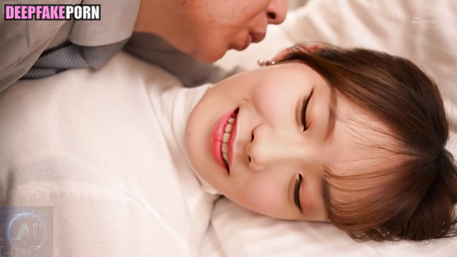 宇宙少女 Luda 性別 has sex with man who is much older than her WJSN