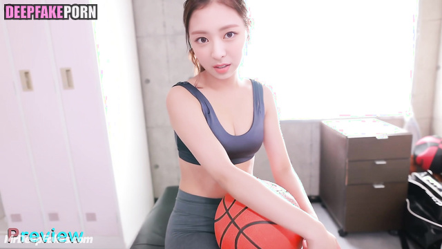Sex in the gym locker room is a good idea, Yuna (유나 있지) deepfake erotic