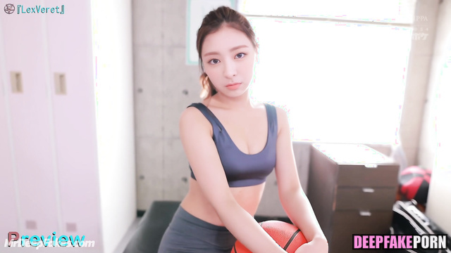 Sex in the gym locker room is a good idea, Yuna (유나 있지) deepfake erotic