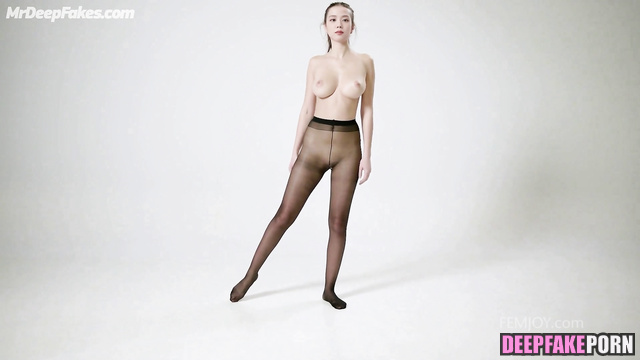 Topless Jisoo (지수 블랙핑크) smiling and dreaming about your cock, fakeapp