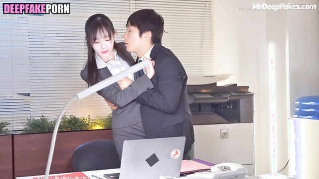 Office is such a nice place to creampie Yoona adult 少女時代 SNSD アダルト