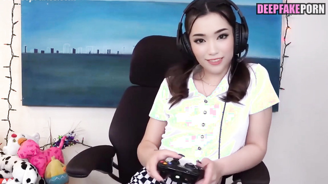 Lustful Emiru wants to be fucked during console playing - fakeapp