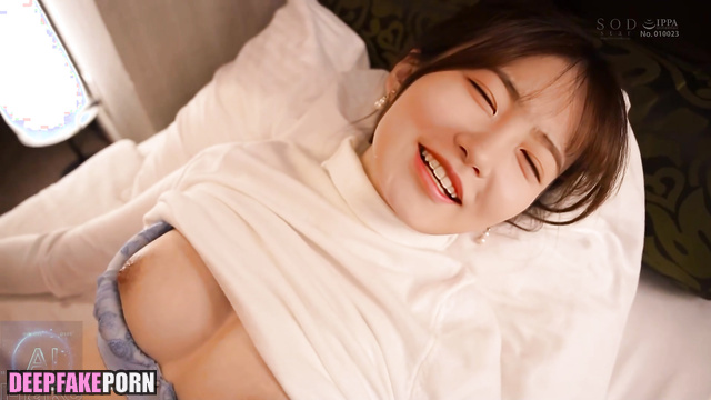 Korean star 신예은 Shin Ye-eun 한국어 gives him all that he could dream about