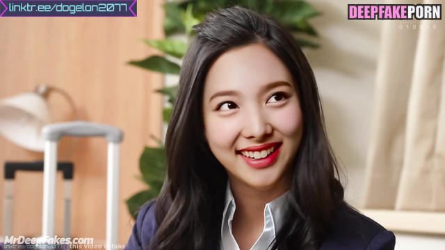 Colleagues fucked after hard day (トゥワイス セックスシーン) - Nayeon hot celeb sex