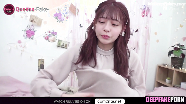 Yui Asakura 浅倉唯 is used to take off her clothes next to me Japanese 日本人