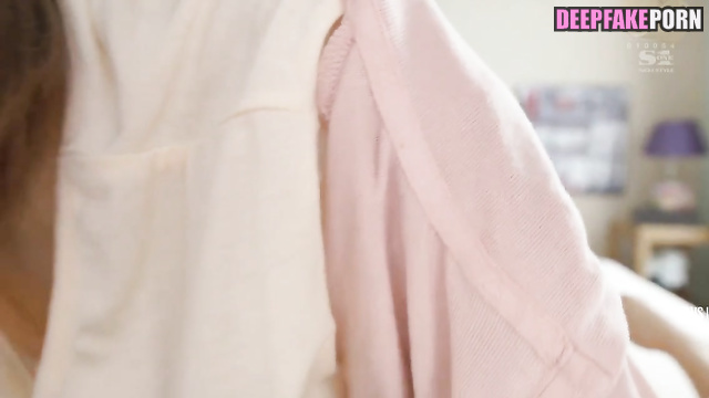 Korean idol Sakura from IZ*ONE | IZONE rides on dick [さくら アイズワン ディープフェイク エロ]