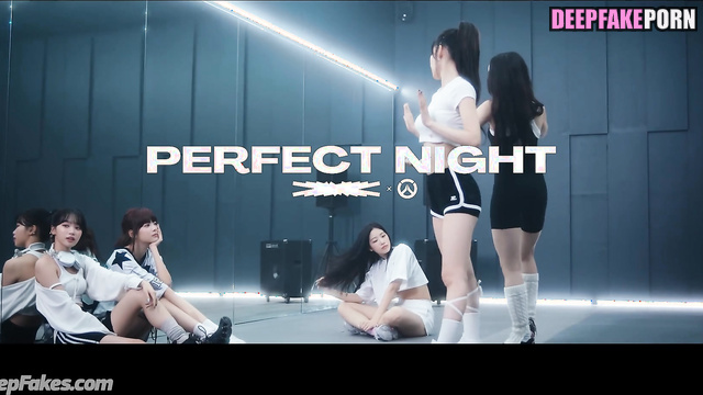 They love to suck your strong oiled cock, LE SSERAFIM pmv ai ルセラフィム 本物の偽物