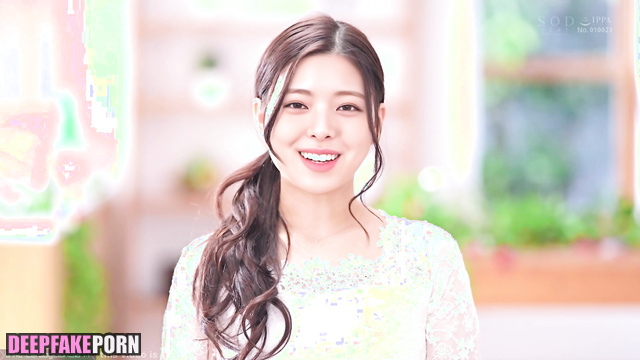 유나 Yuna's 누드 nude body looks so beautiful oiled ITZY 있지 [PREMIUM]