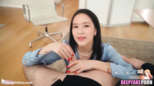 This secretary always dreamed of fucking her boss, fake Minju (アイズワン 性別)