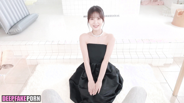 浜辺美波 ディープフェイク エロ fake Minami Hamabe and her sex marathon in a bathroom [PREMIUM]