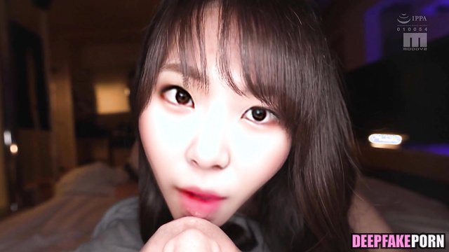 Fake Jiheon (백지헌 프로미스나인) demonstrating real sex skill in the bed [PREMIUM]