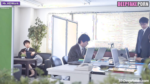 Creampie in the office (they didn't even close the door) 아이린 레드벨벳 Irene ai