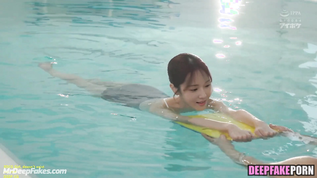 He taught her how to swim and fuck - Winter (윈터 에스파) internet celebrity