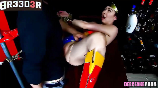 Superhero wants to get orgasm with you / Marian Rivera in adult tapes