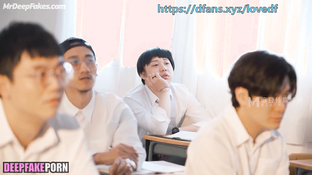 Teacher showed everyone how to caress a woman, ai Liu Shishi 刘诗诗 網紅