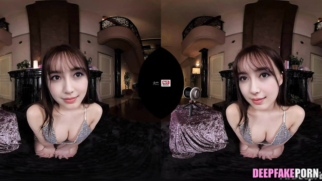 中国人 Chinese star Angelababy/楊穎 shocked fan with her sexual energy