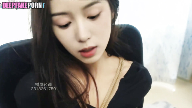 Couple playing with small and cute sex toy / Zhou Ye (周也 智能换脸) face swap