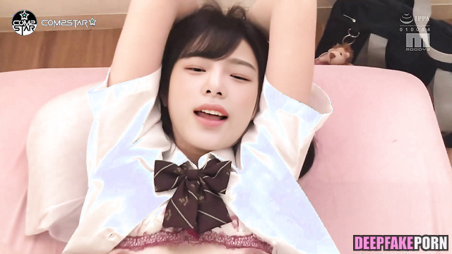 Schoolgirl gone crazy and fucking like a bitch / Minji ai ニュージーンズ ポルノ [PREMIUM]