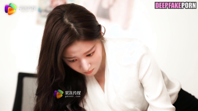 王楚然 换脸 bald rude lover fucked her gently - Wang Churan deepfake erotic [PREMIUM]