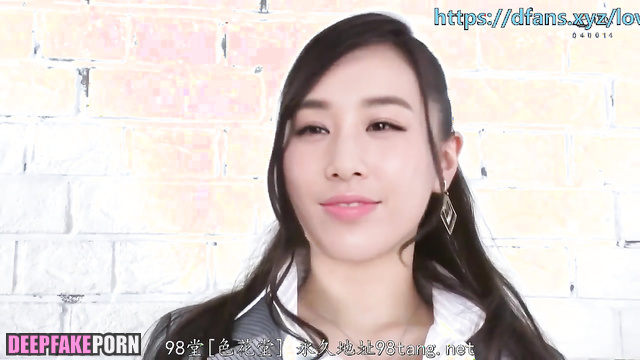 黄圣依 Huang Shenyi fucks after hard working day in office 换脸 face swap