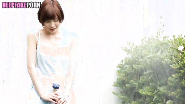 She watches you jerk off intently, Suzu Hirose (広瀬すず 情熱的なセックス) real fake