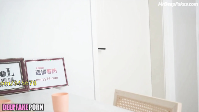 It turns out she sleeps not only with you, Chen Yuqi (陈钰琪 智能換臉) face swap